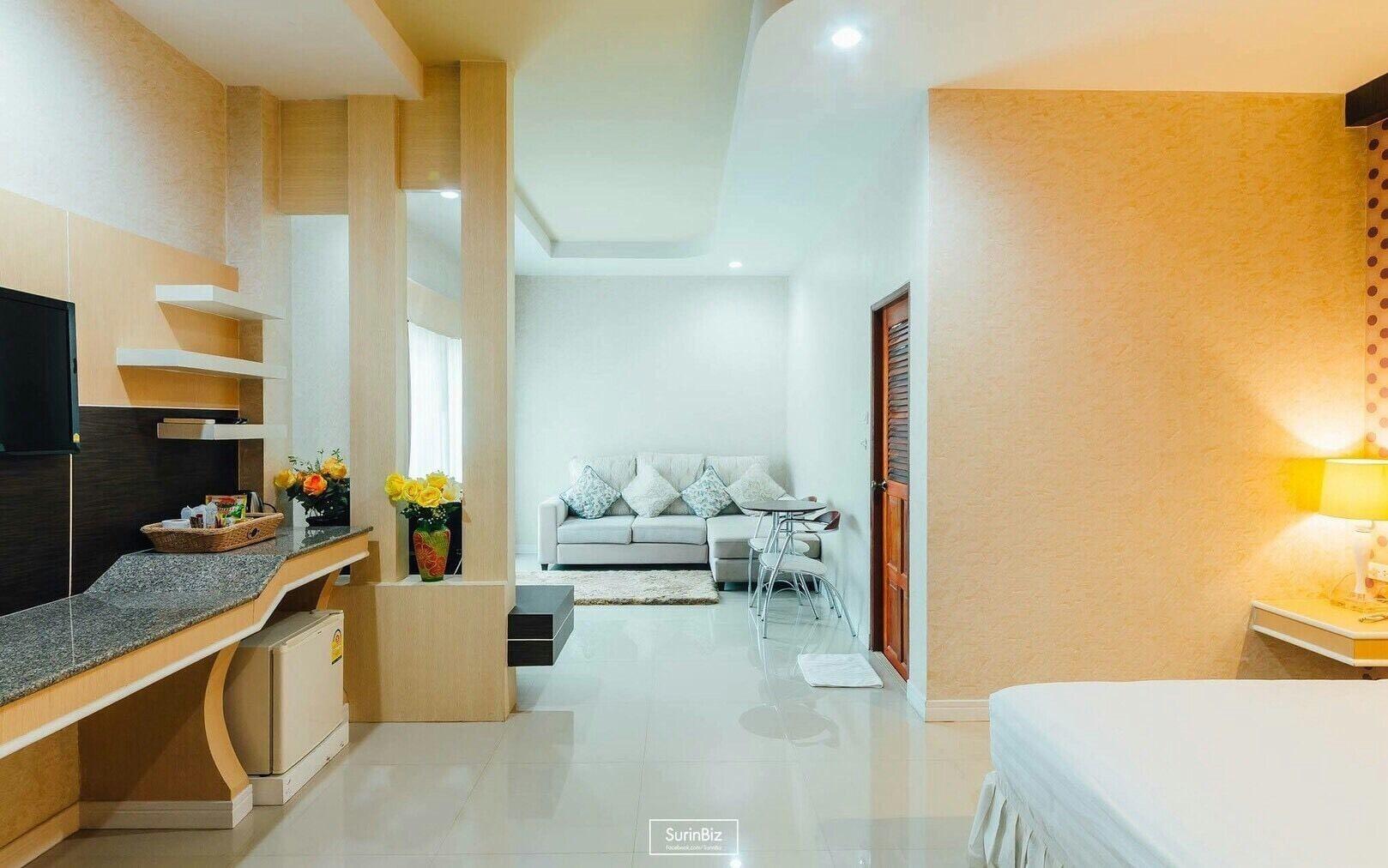 Martina Hotel Surin Extérieur photo