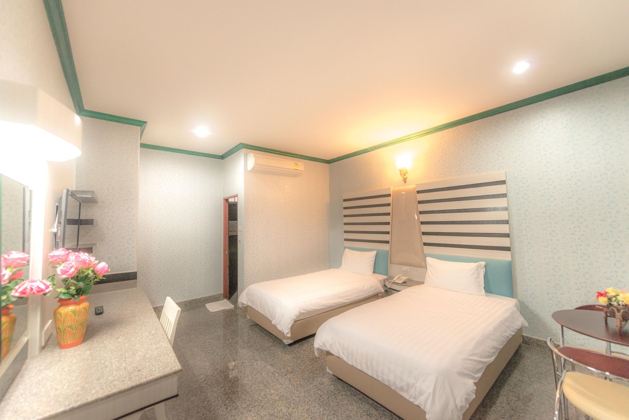 Martina Hotel Surin Extérieur photo