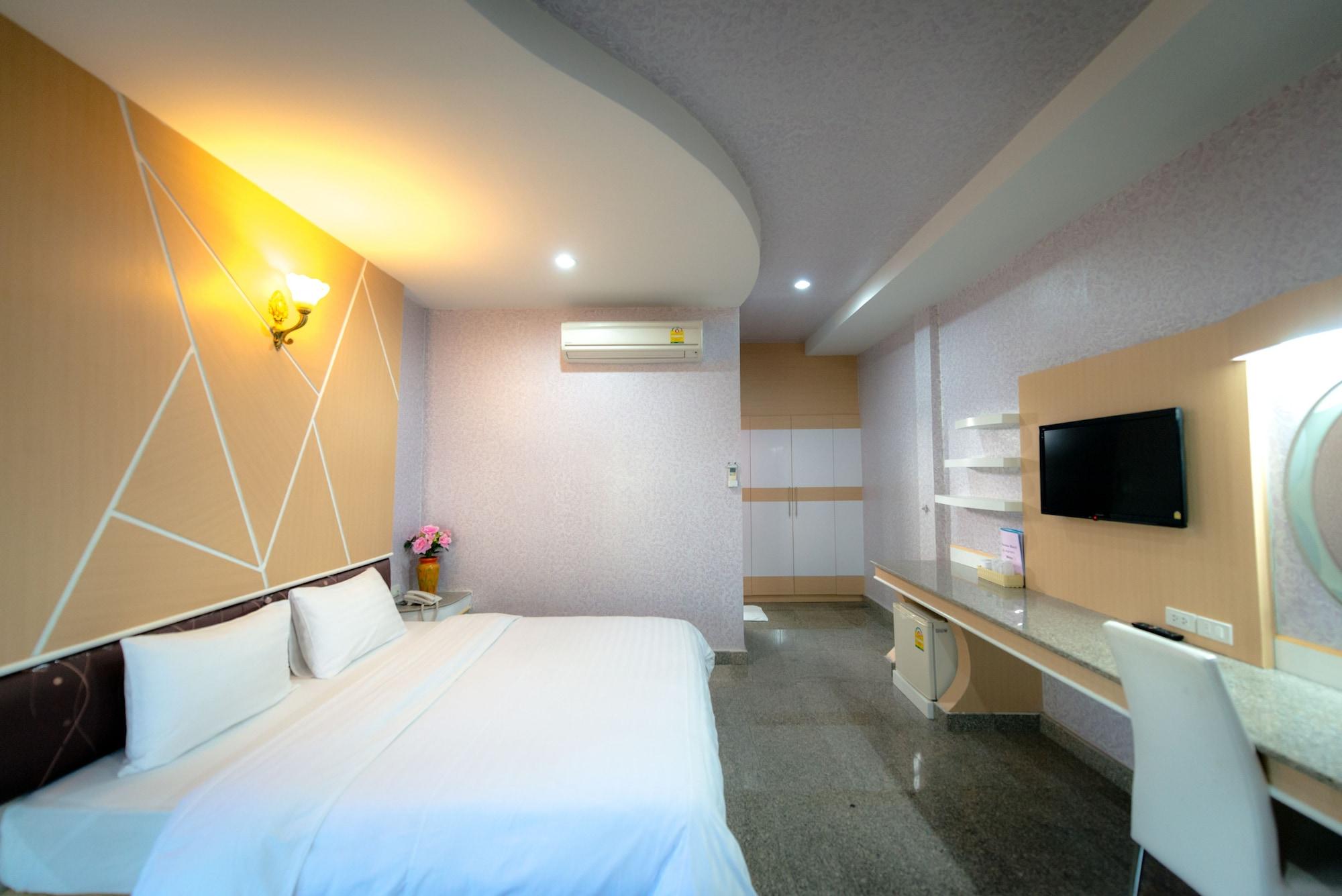 Martina Hotel Surin Extérieur photo